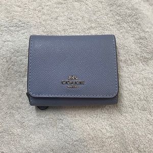 Coach BRAND NEW small wallet